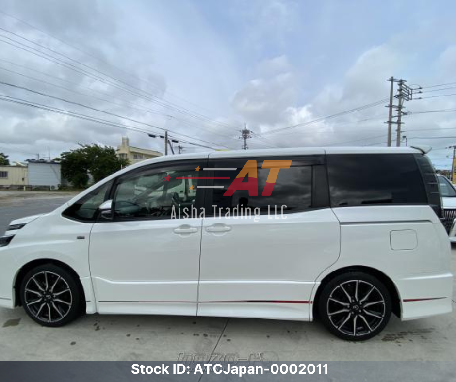 2017 Toyota Voxy